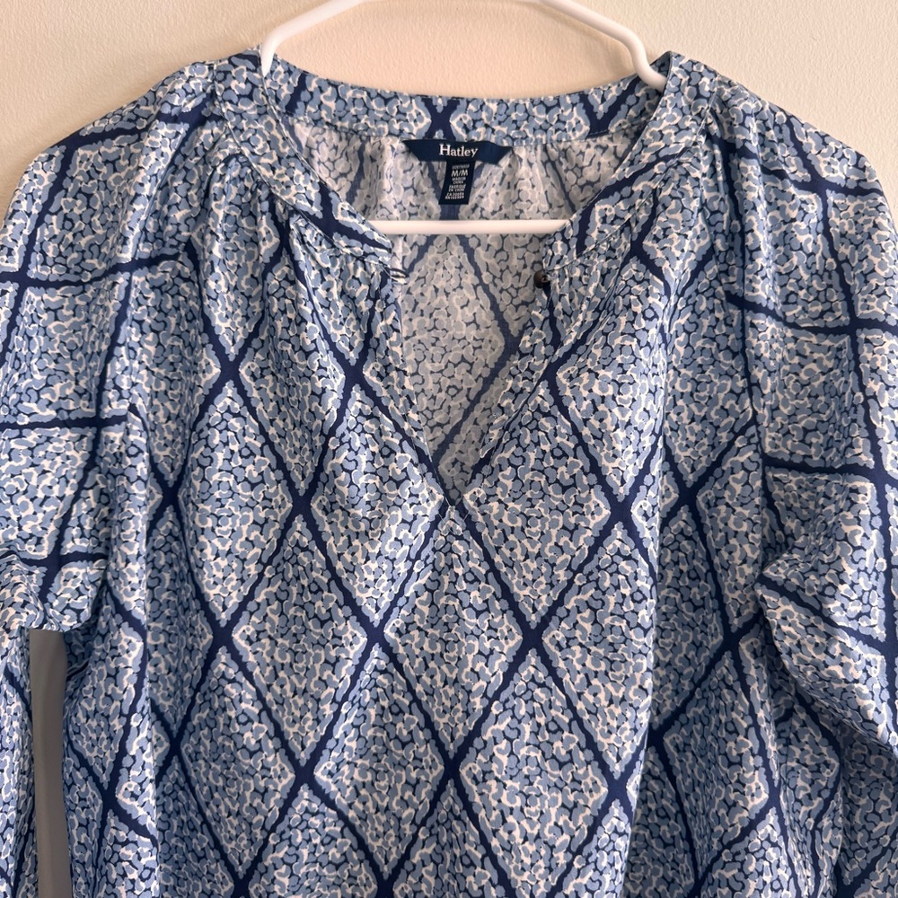 Hatley Women's Blue Patterned Top